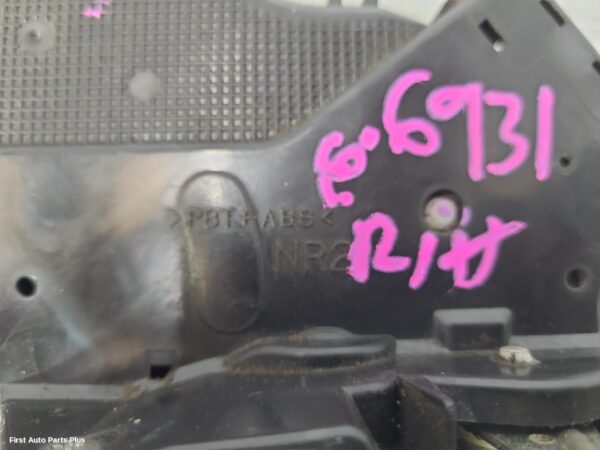 2012 TOYOTA HILUX Door/Boot/Gate Lock