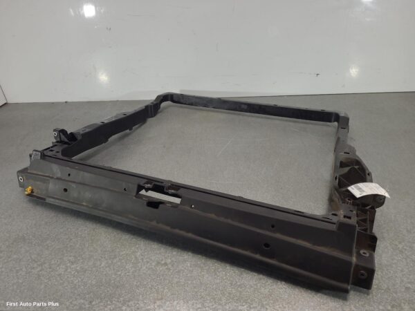 2019 VOLKSWAGEN CRAFTER Radiator Support
