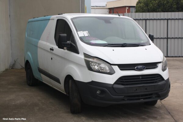 2015 FORD TRANSIT CUSTOM Radiator