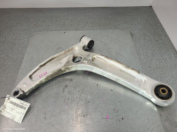 2023 LDV DELIVER 9 Right Front Lower Control Arm