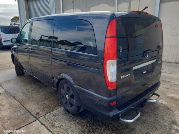 2008 MERCEDES VITO Fan