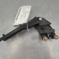 2024 RENAULT TRAFIC Door Hinge/Runner