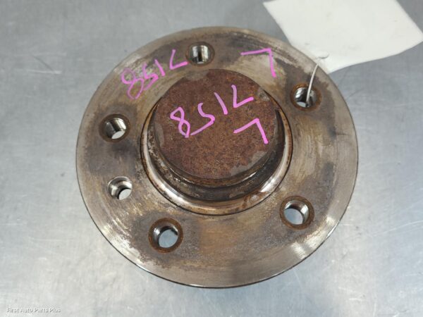 2020 VOLKSWAGEN CRAFTER Left Rear Hub Assembly