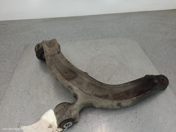 2011 VOLKSWAGEN TRANSPORTER Right Front Lower Control Arm