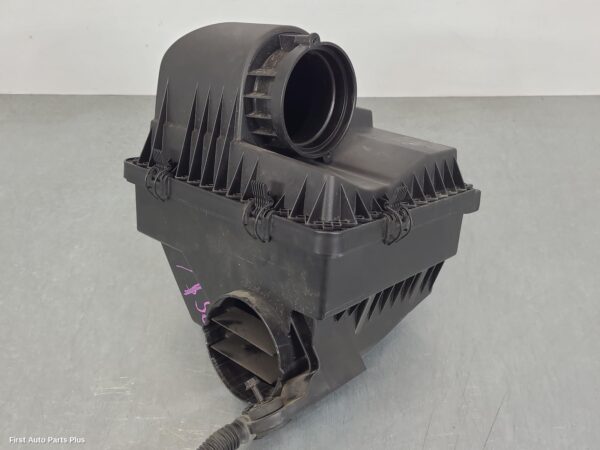2020 VOLKSWAGEN CRAFTER Air Cleaner/Box