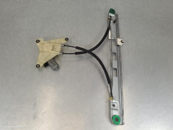 2017 RENAULT MASTER Right Front Window Reg/Motor