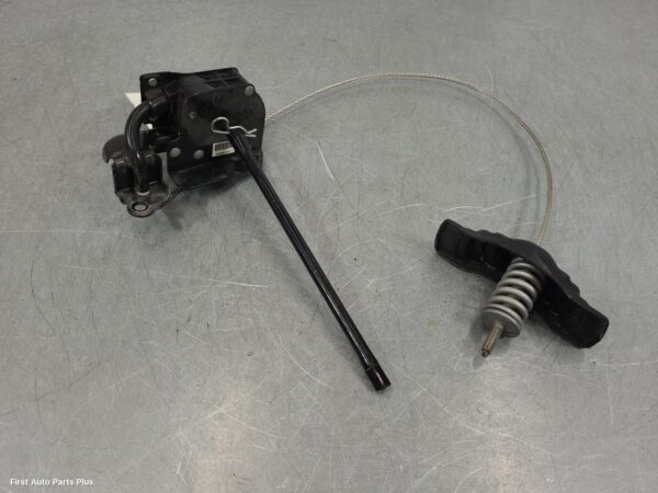 2024 RAM 2500/3500 Spare Wheel Winch