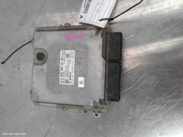 2016 MERCEDES VITO Ecu