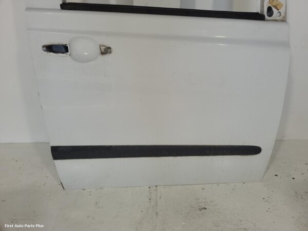 2010 MERCEDES VITO Right Front Door