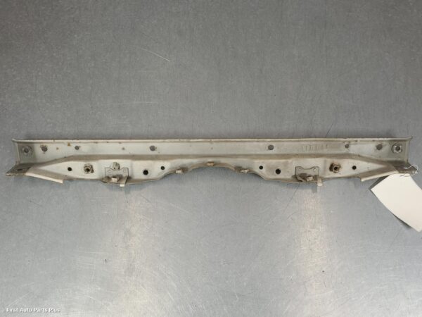 2006 TOYOTA HILUX Radiator Support