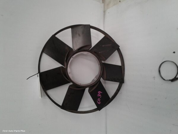2017 RENAULT MASTER Fan