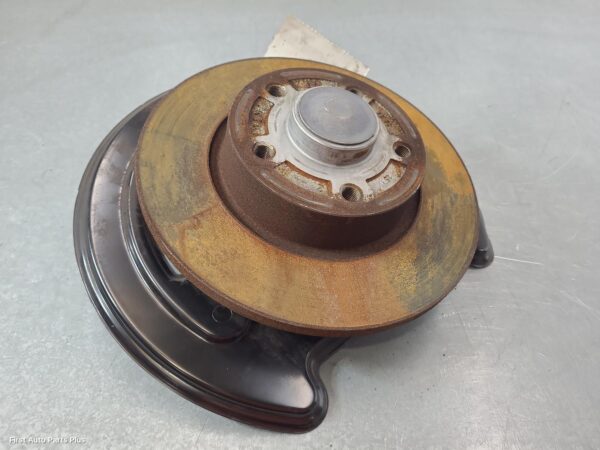 2024 RENAULT TRAFIC Right Rear Hub Assembly