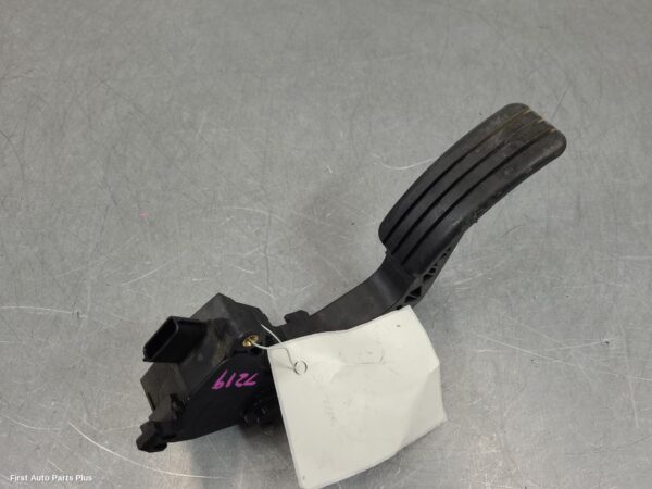 2021 RENAULT TRAFIC Pedal Assembly