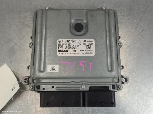 2012 MERCEDES VITO Ecu