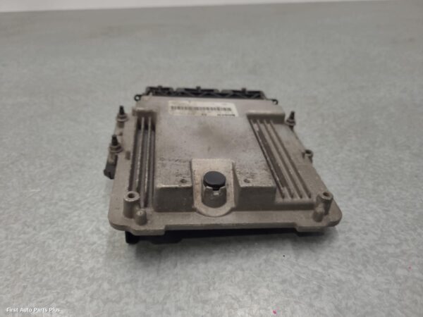 2019 RENAULT TRAFIC Ecu