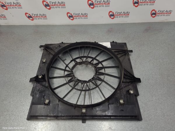 2016 MERCEDES VITO Fan Shroud