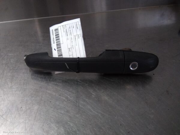 2009 MERCEDES VITO Door Handle