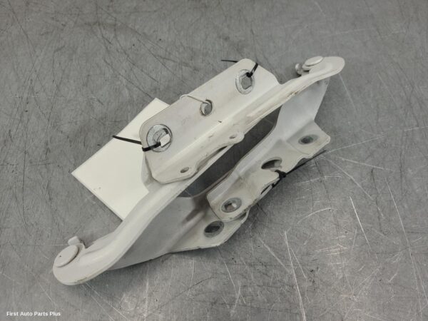 2020 VOLKSWAGEN CRAFTER Bonnet Hinge/Strut