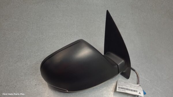 2013 VOLKSWAGEN AMAROK Right Door Mirror