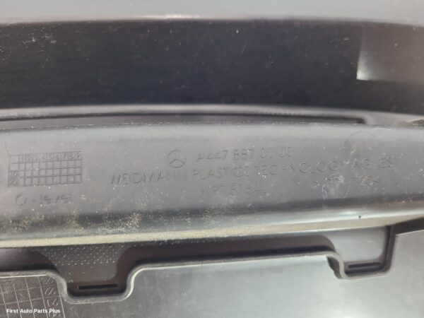 2017 MERCEDES VITO Plenum Chamber