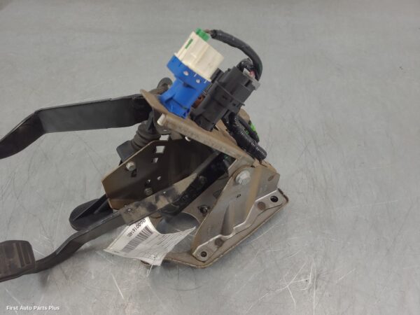 2012 FORD TRANSIT Pedal Assembly