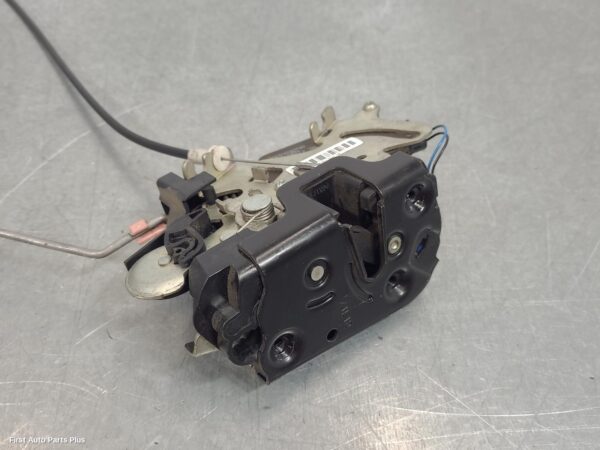 2012 MERCEDES VITO Door/Boot/Gate Lock