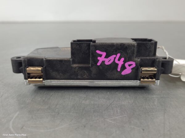 2016 MERCEDES VITO Fan Speed Resistor