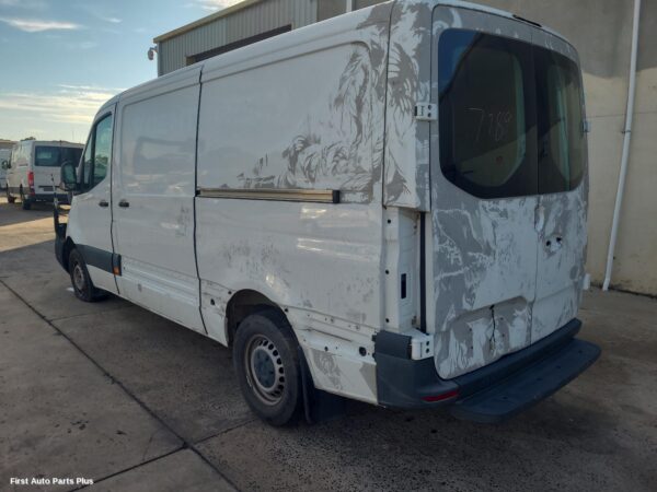 2022 MERCEDES SPRINTER Ecu