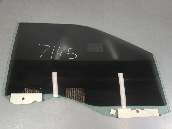 2023 FORD F SERIES Right Front Door Window