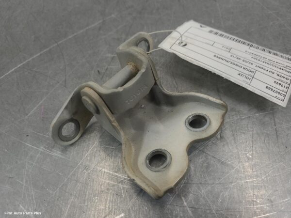 2012 TOYOTA HILUX Door Hinge/Runner