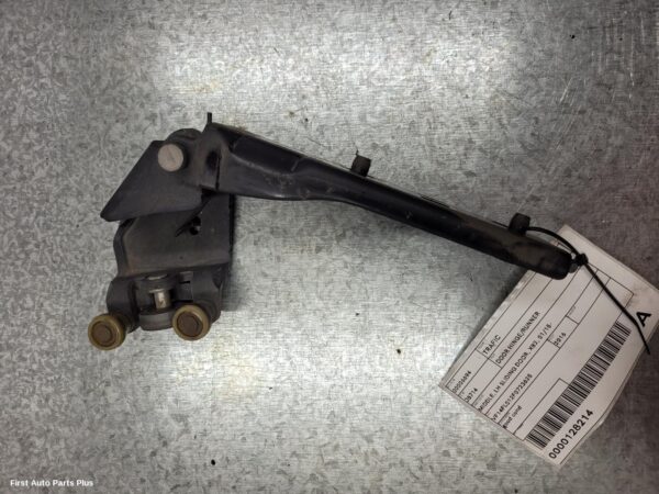 2016 RENAULT TRAFIC Door Hinge/Runner