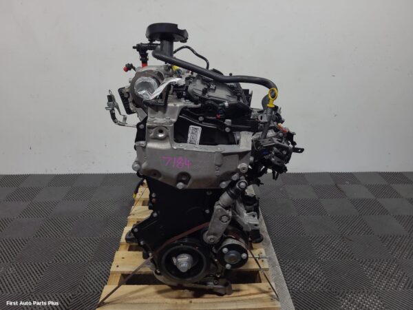2024 RENAULT TRAFIC Engine