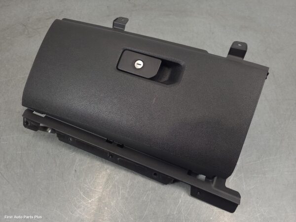 2022 RAM 1500 Glove Box
