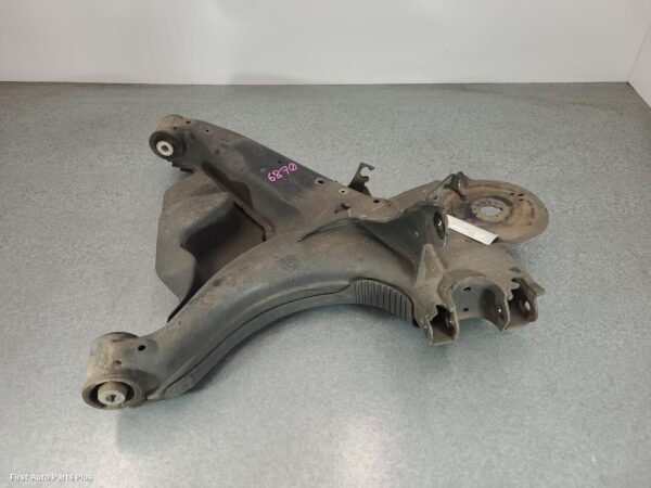 2018 MERCEDES VITO Left Rear Trailing Arm