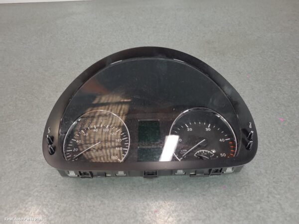 2012 MERCEDES SPRINTER Instrument Cluster