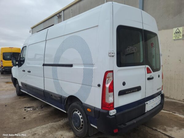 2022 RENAULT MASTER Body/Door Mould