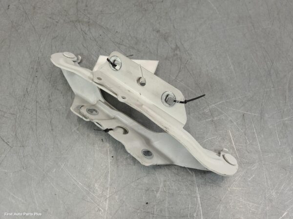2020 VOLKSWAGEN CRAFTER Bonnet Hinge/Strut