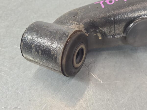 2010 MERCEDES VITO Right Rear Trailing Arm