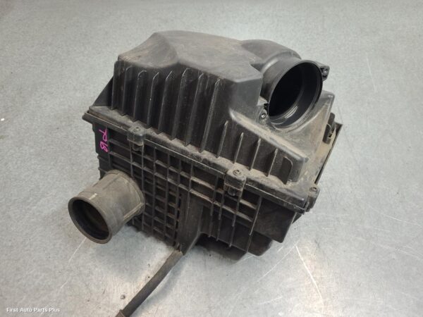 2015 RENAULT MASTER Air Cleaner/Box