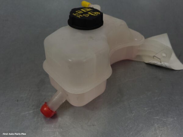 2024 LDV T60 Overflow Bottle