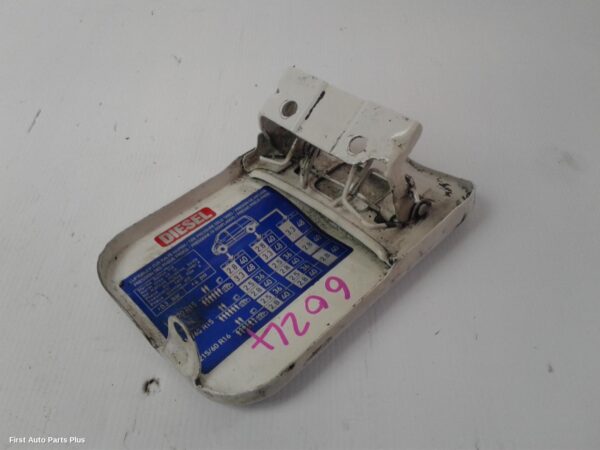 2001 MERCEDES VITO Fuel Door / Filler