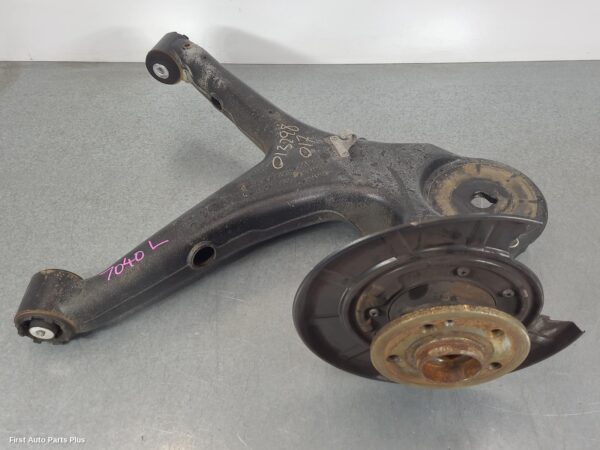 2014 MERCEDES VITO Left Rear Trailing Arm