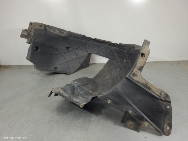 2020 VOLKSWAGEN CRAFTER Right Guard Liner