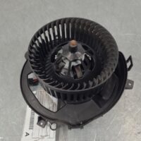 2019 VOLKSWAGEN CRAFTER Heater Fan Motor