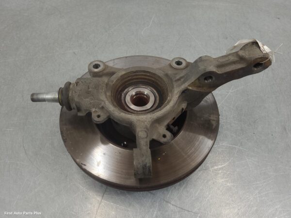 2021 RENAULT MASTER Right Front Hub Assembly