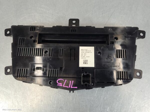 2015 MAZDA BT50 Radio/Cd/Dvd/Sat/Tv