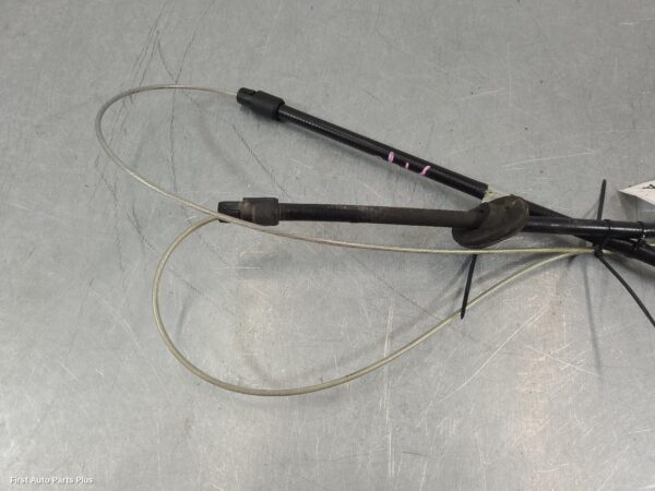 2012 MERCEDES VITO Cable