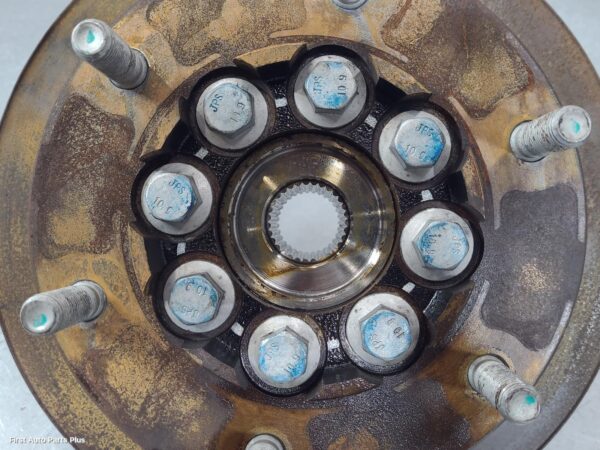 2023 LDV DELIVER 9 Right Front Hub Assembly