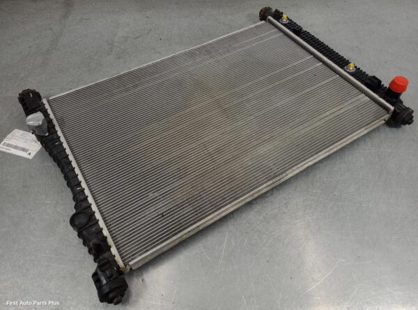 2022 LDV DELIVER 9 Radiator