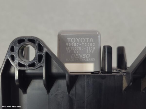 2012 TOYOTA HILUX Fuse Box